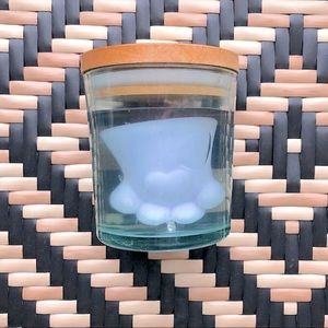 New Cat Paw Lavender Vanilla 5.3 oz Candle in Glass Jar with Wooden Lid